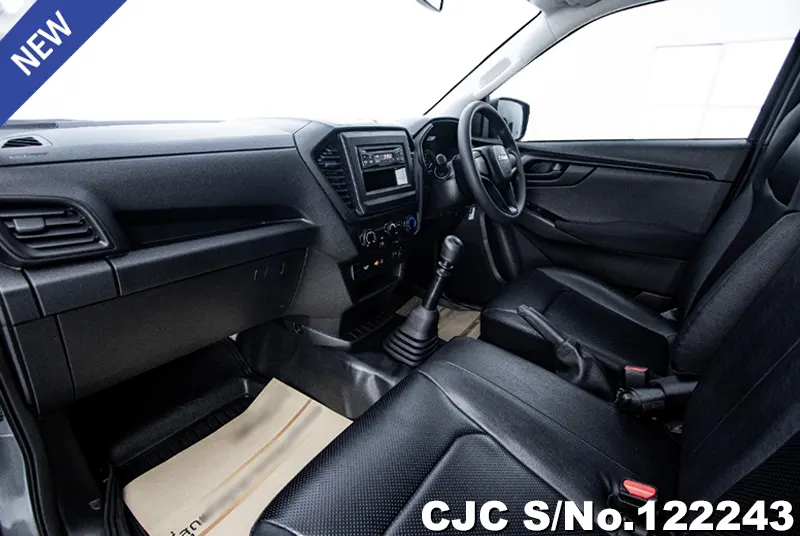 Isuzu D-Max in Gray for Sale Image 9