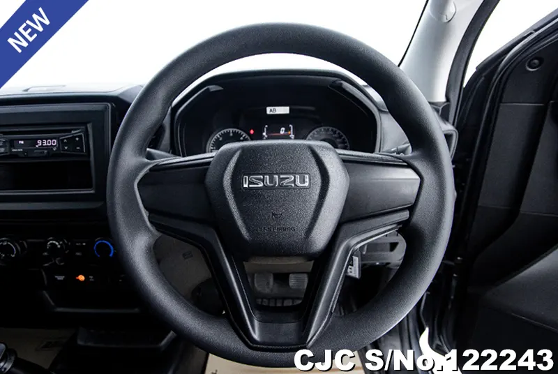 Isuzu D-Max in Gray for Sale Image 10