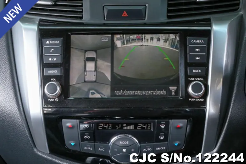 Nissan Navara in Gray for Sale Image 9