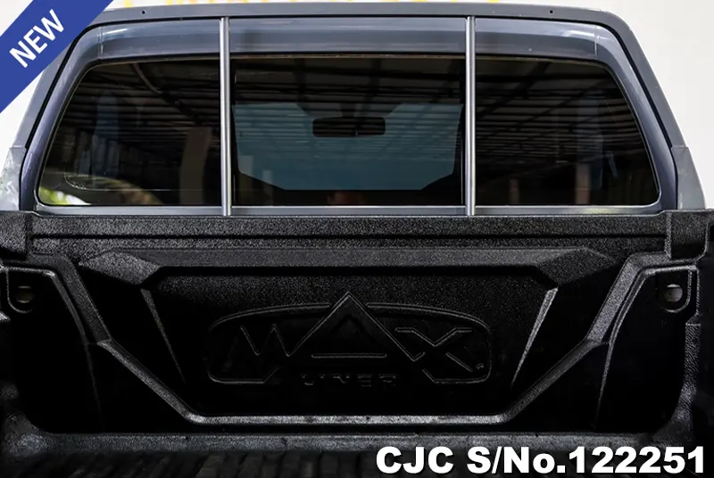 Isuzu D-Max in Gray for Sale Image 10
