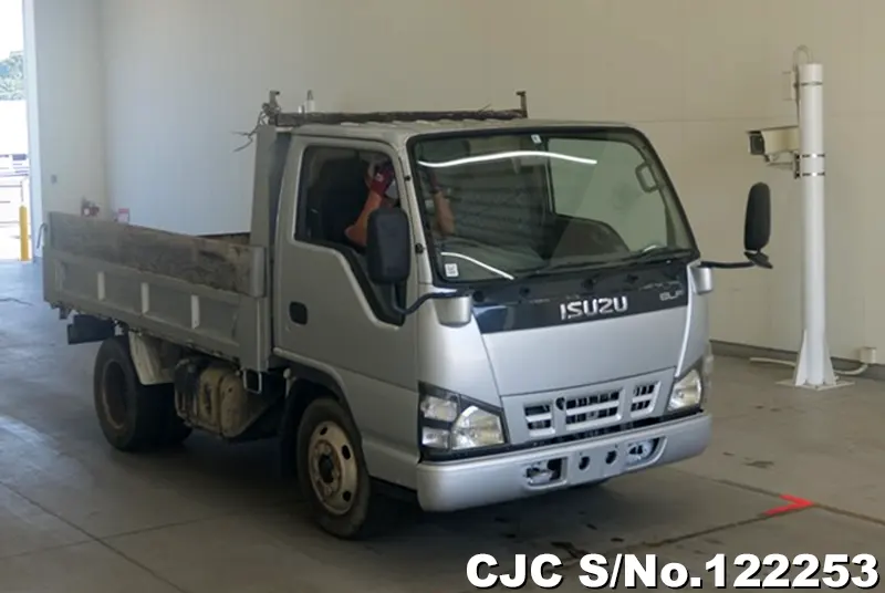 Isuzu / Elf 2005