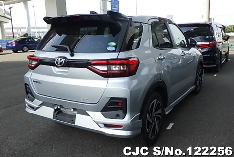 Toyota Raize in Gray for Sale Image 2