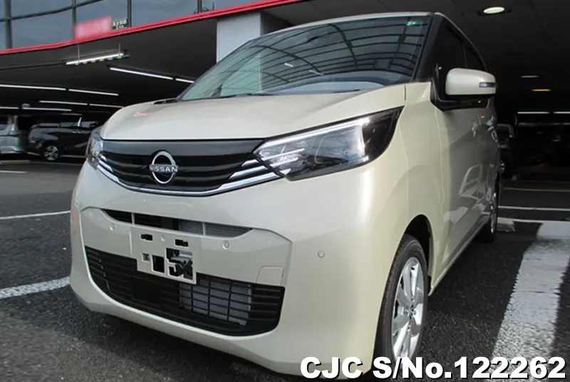 Nissan / Dayz 2024