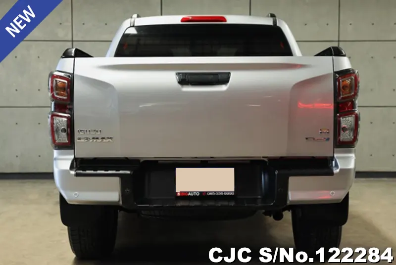 Isuzu D-Max in Silver for Sale Image 3