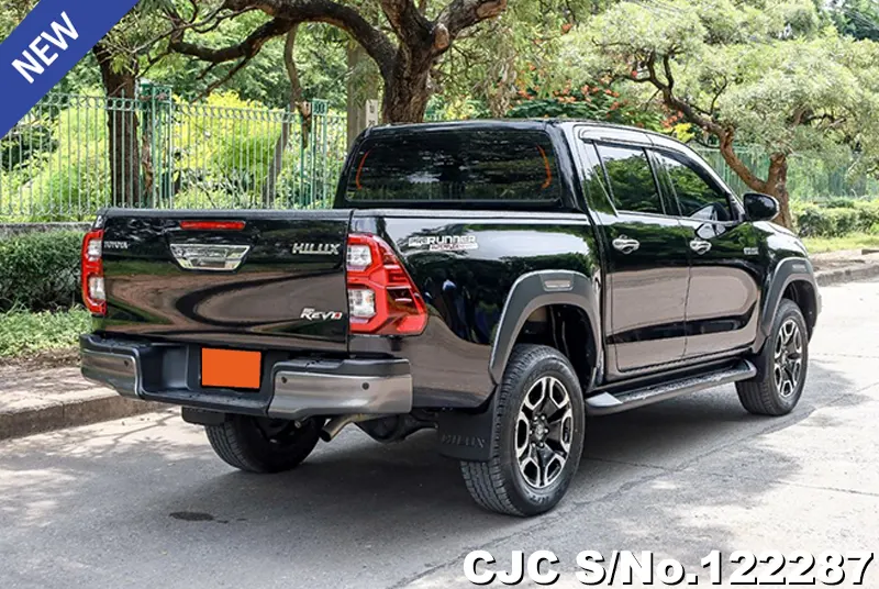 Toyota Hilux in Black for Sale Image 2