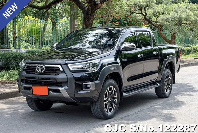 Toyota Hilux in Black for Sale Image 3