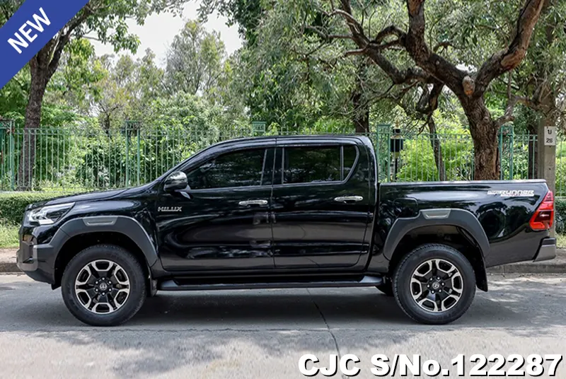 Toyota Hilux in Black for Sale Image 7