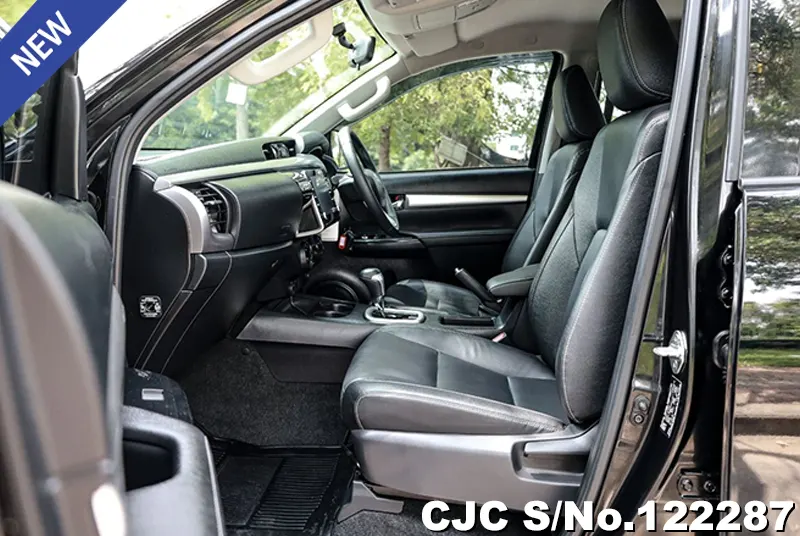 Toyota Hilux in Black for Sale Image 11