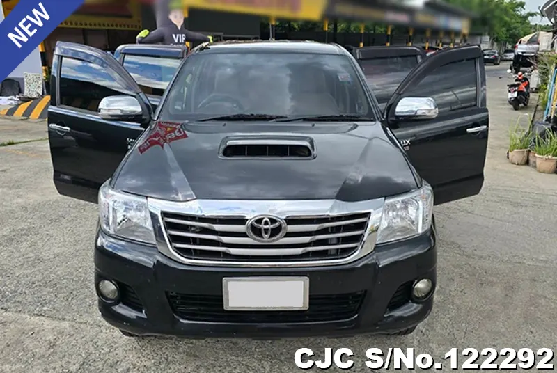 Toyota Hilux in Black for Sale Image 4
