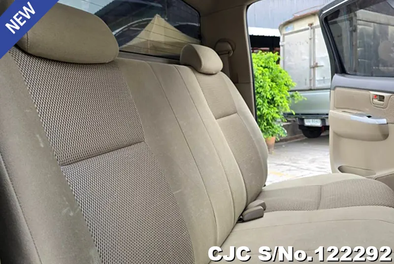 Toyota Hilux in Black for Sale Image 12