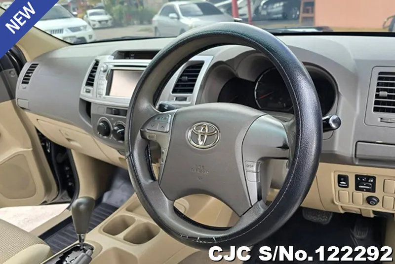 Toyota Hilux in Black for Sale Image 15