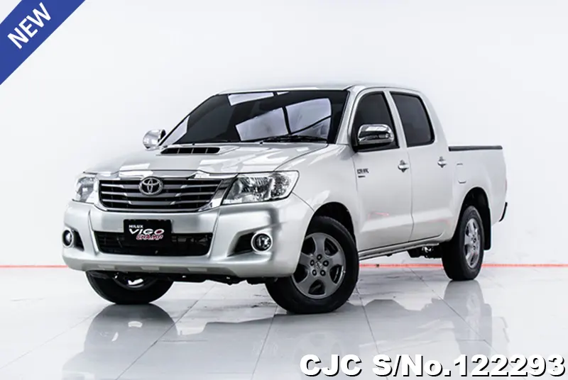 Toyota Hilux in Gray for Sale Image 0