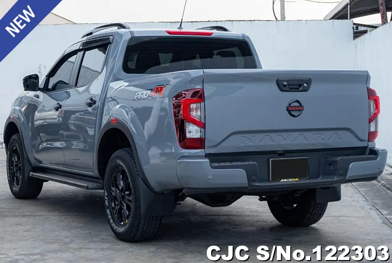 Nissan Navara in Gray for Sale Image 1