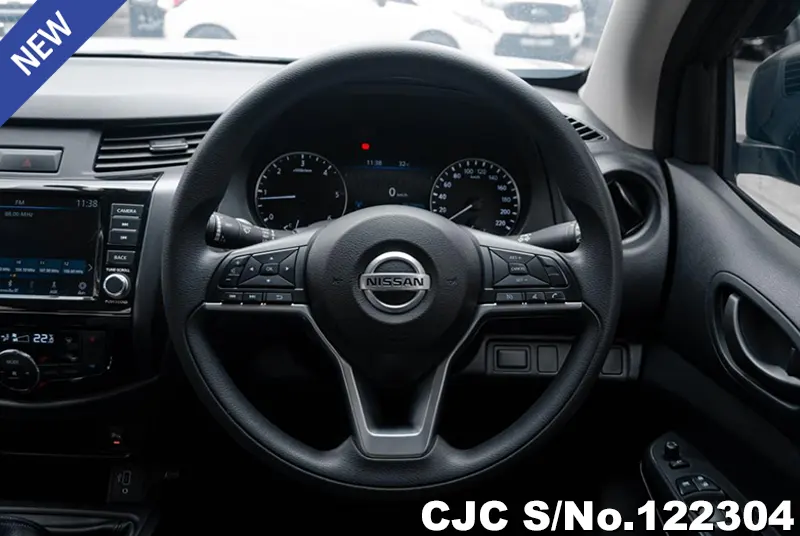 Nissan Navara in Gray for Sale Image 13