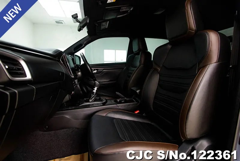 Isuzu D-Max in Gray for Sale Image 6