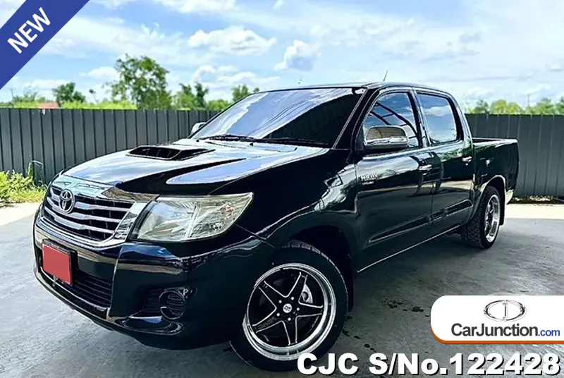 Toyota Hilux in Black for Sale Image 3