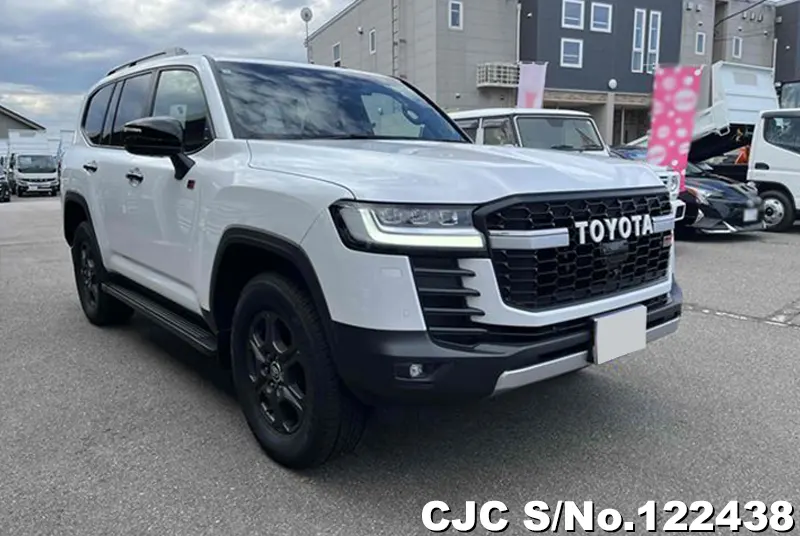 Toyota / Land Cruiser 2023