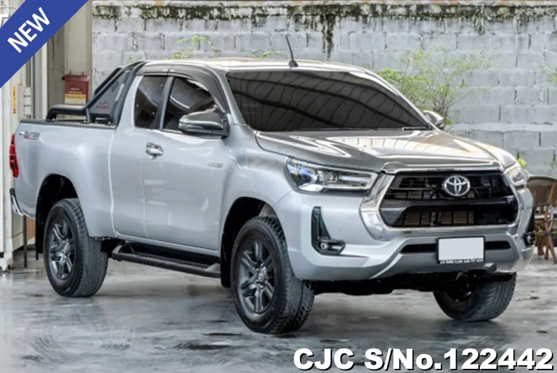 Toyota Hilux in Silver for Sale Image 0
