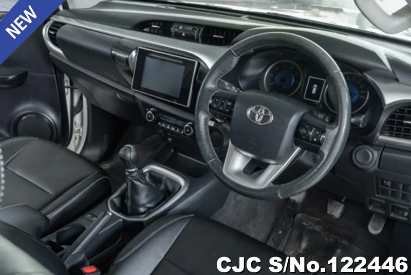 Toyota Hilux in White for Sale Image 7