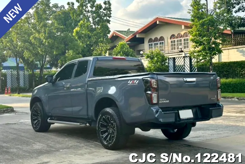 Isuzu D-Max in Gray for Sale Image 1
