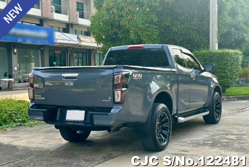 Isuzu D-Max in Gray for Sale Image 2