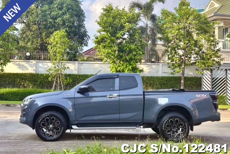 Isuzu D-Max in Gray for Sale Image 6