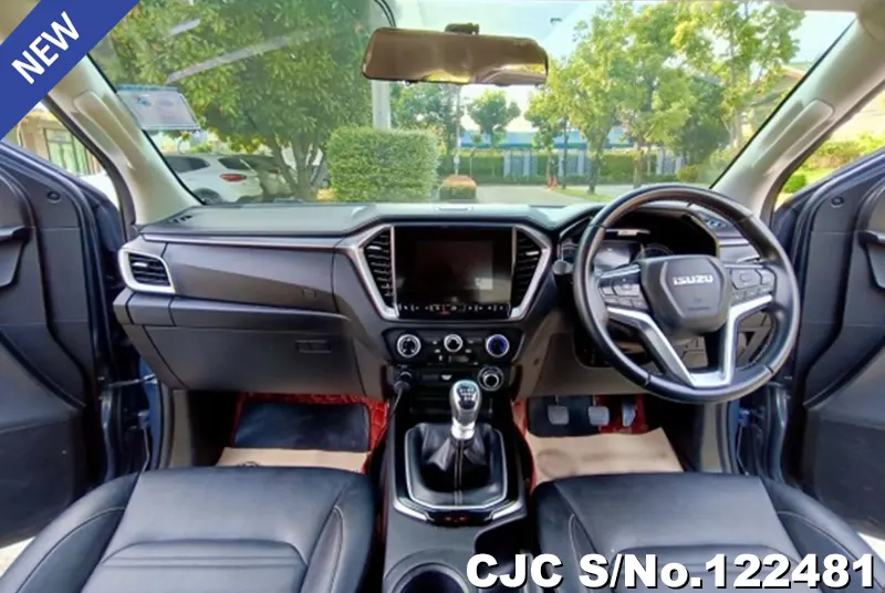 Isuzu D-Max in Gray for Sale Image 7