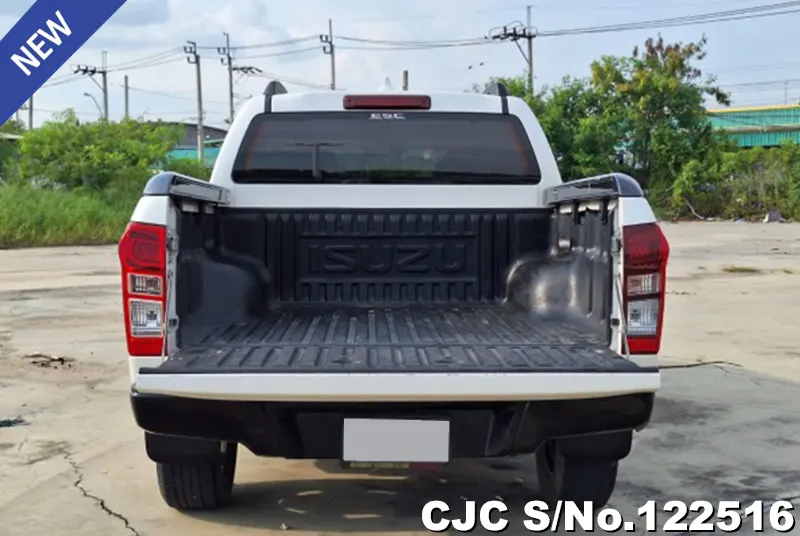 Isuzu D-Max in White for Sale Image 4