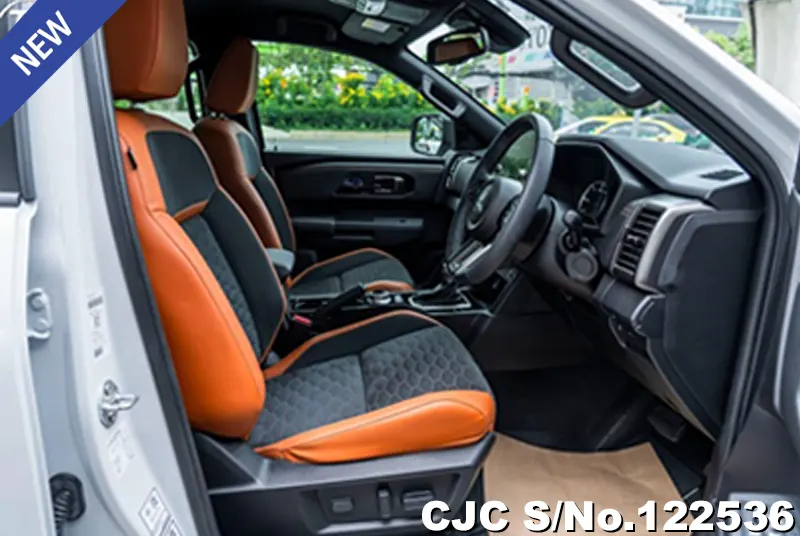 Mitsubishi Triton in White for Sale Image 8