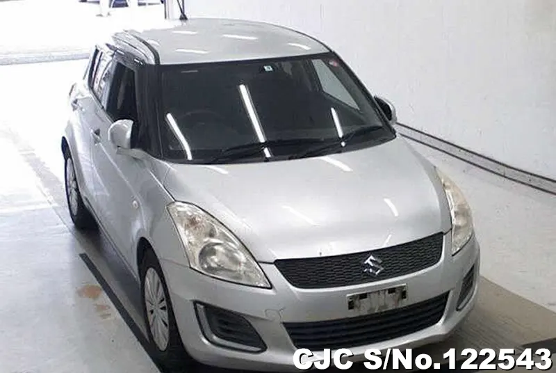 Suzuki / Swift 2015