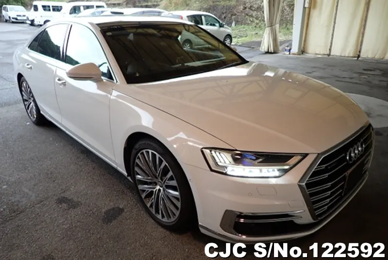 Audi / A8 2018