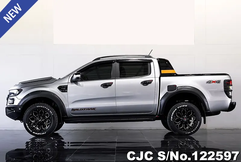Ford Ranger in Gray for Sale Image 7