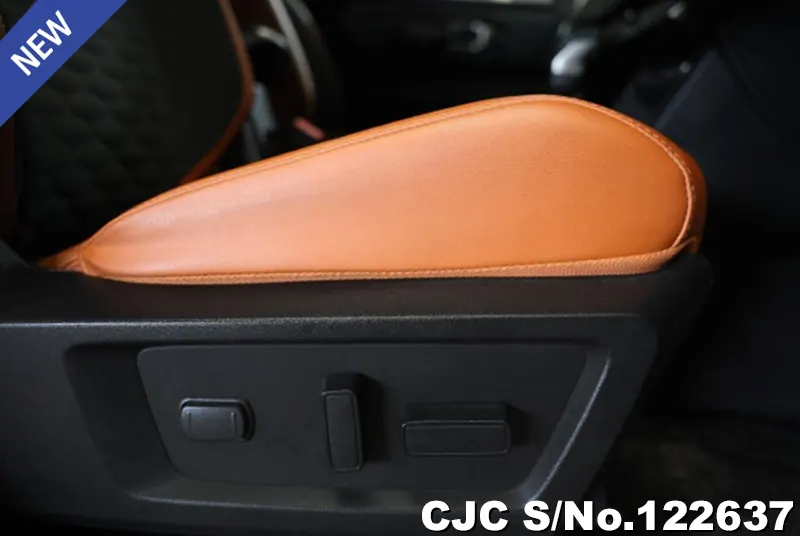 Mitsubishi Triton in Orange for Sale Image 6