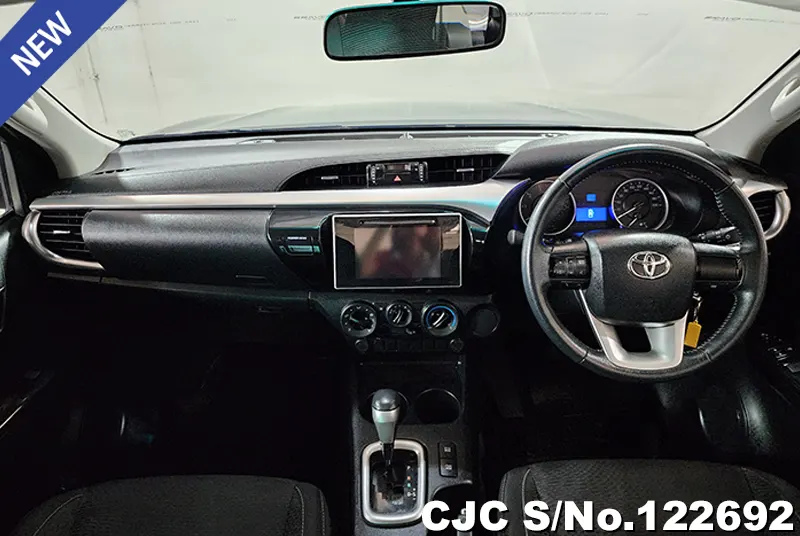 Toyota Hilux in Gray for Sale Image 6