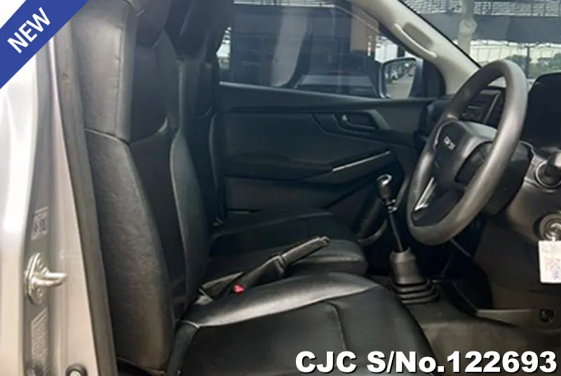 Isuzu D-Max in Gray for Sale Image 8