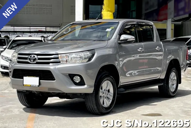 Toyota Hilux in Silver for Sale Image 0