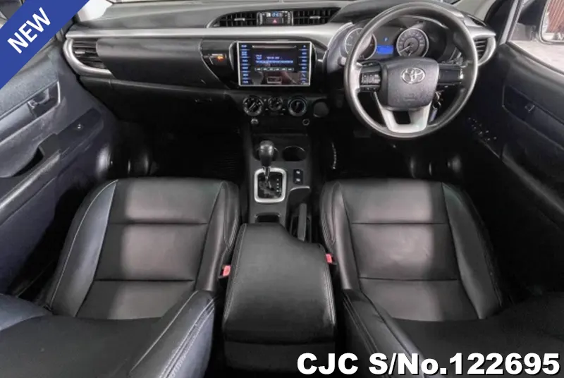 Toyota Hilux in Silver for Sale Image 4
