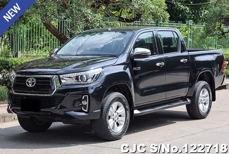 Toyota Hilux in Black for Sale Image 3