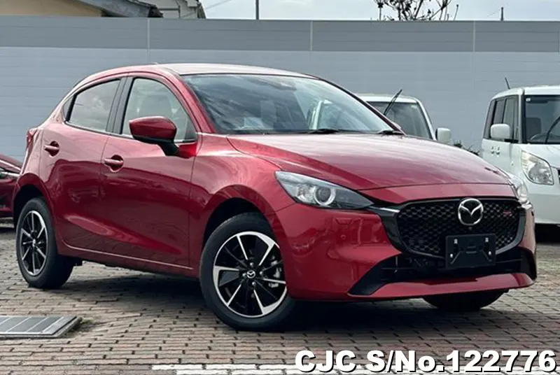 Mazda / MAZDA2 2024