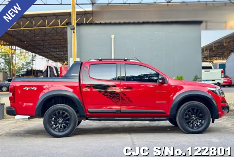 Chevrolet Colorado in Red for Sale Image 5