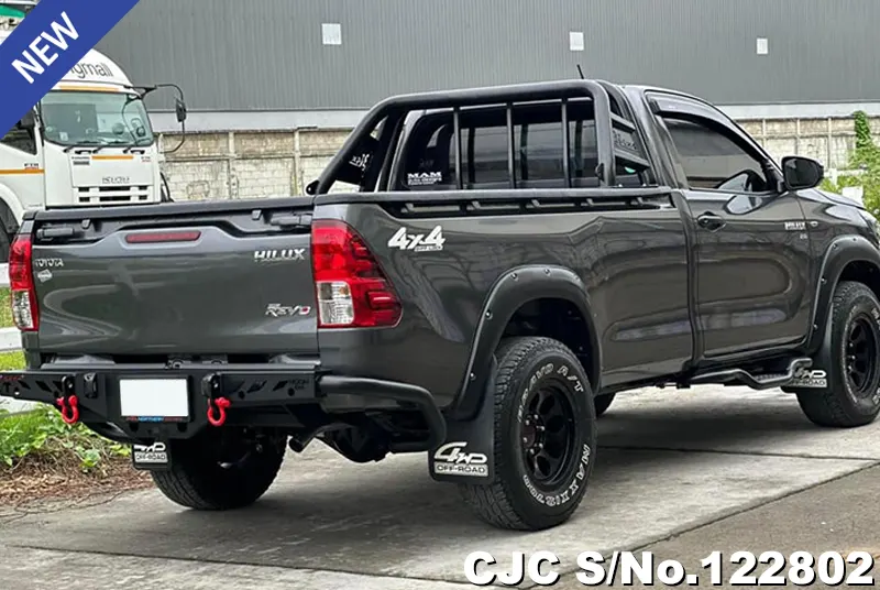 Toyota Hilux in Gray for Sale Image 2