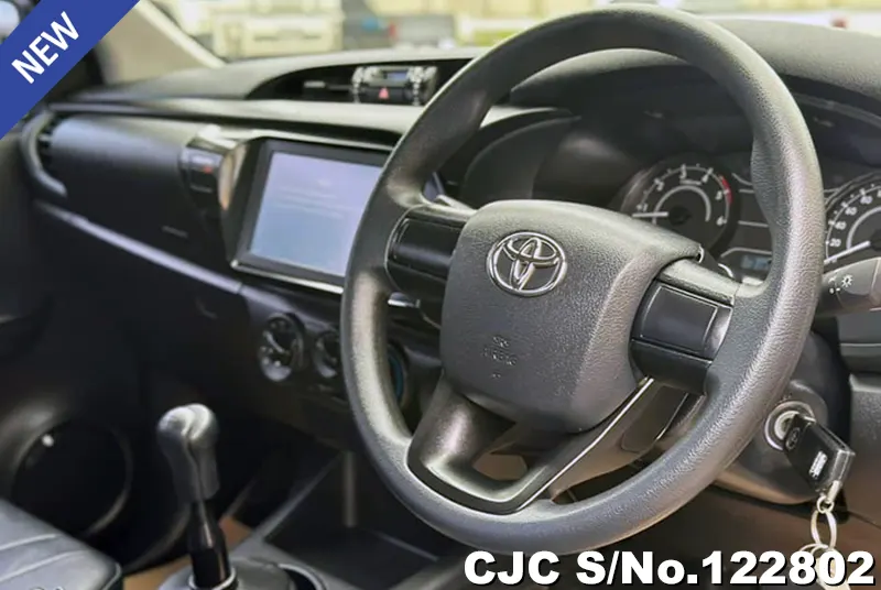 Toyota Hilux in Gray for Sale Image 3