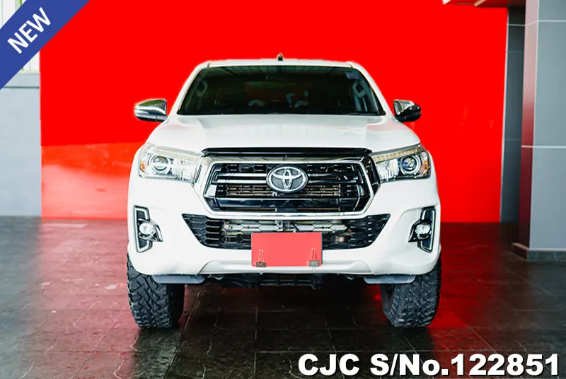 Toyota Hilux in White for Sale Image 1