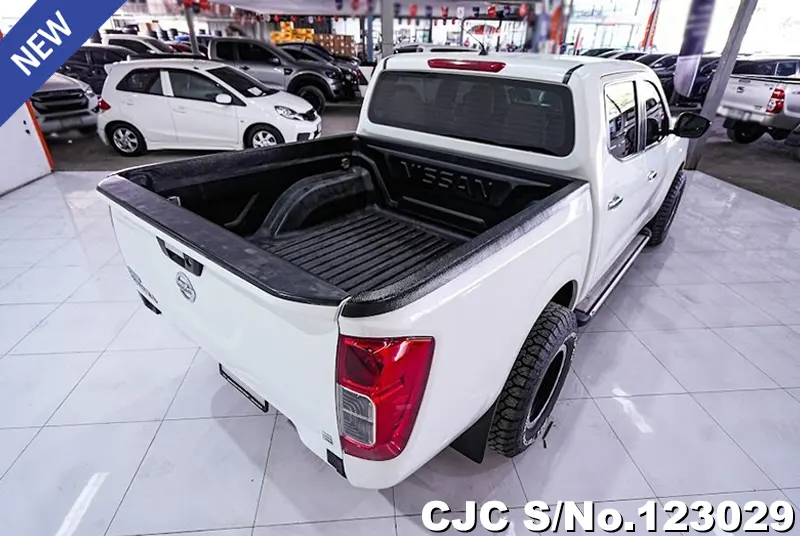Nissan Navara in White for Sale Image 2