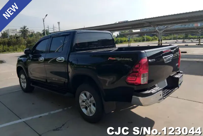 Toyota Hilux in Black for Sale Image 1