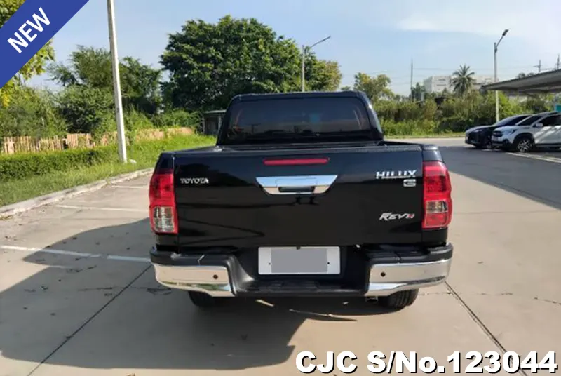 Toyota Hilux in Black for Sale Image 4