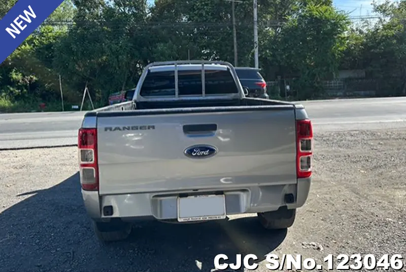 Ford Ranger in Gray for Sale Image 3