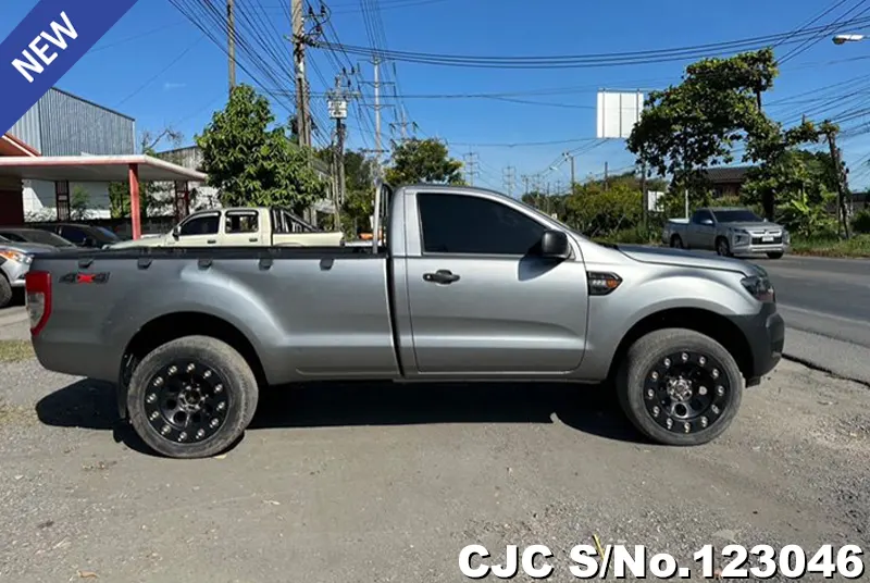 Ford Ranger in Gray for Sale Image 4