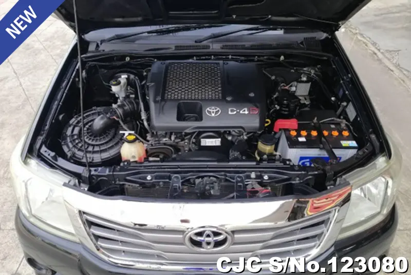 Toyota Hilux in Black for Sale Image 12