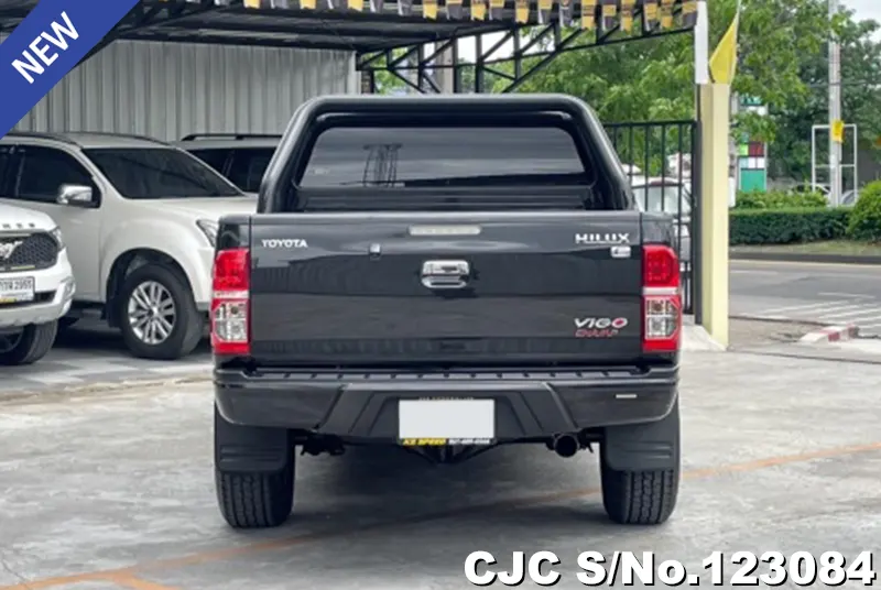 Toyota Hilux in Black for Sale Image 3